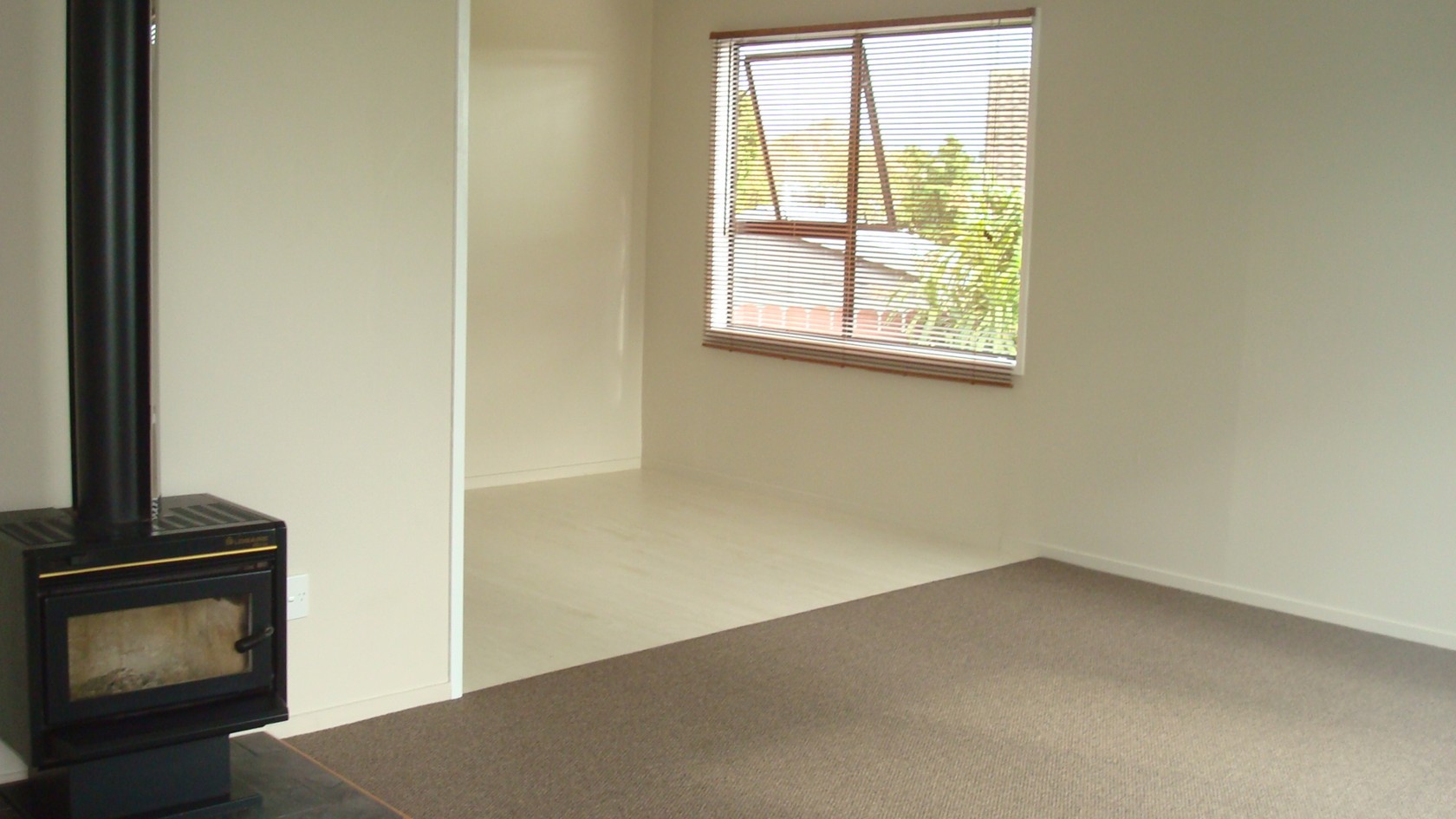 2/15 Armada Drive, RANUI, Waitakere City