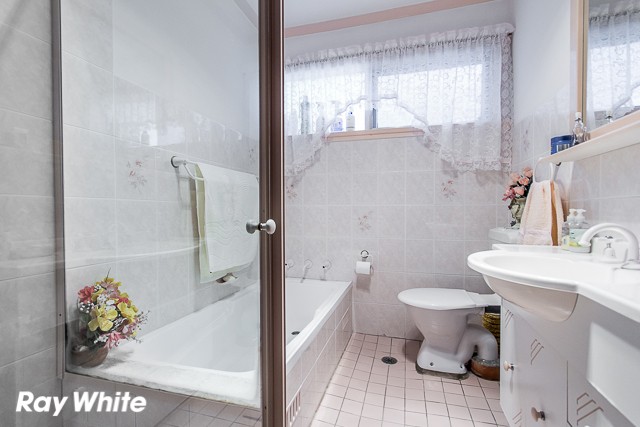23 Mittiamo Street, CANLEY HEIGHTS, NSW 2166