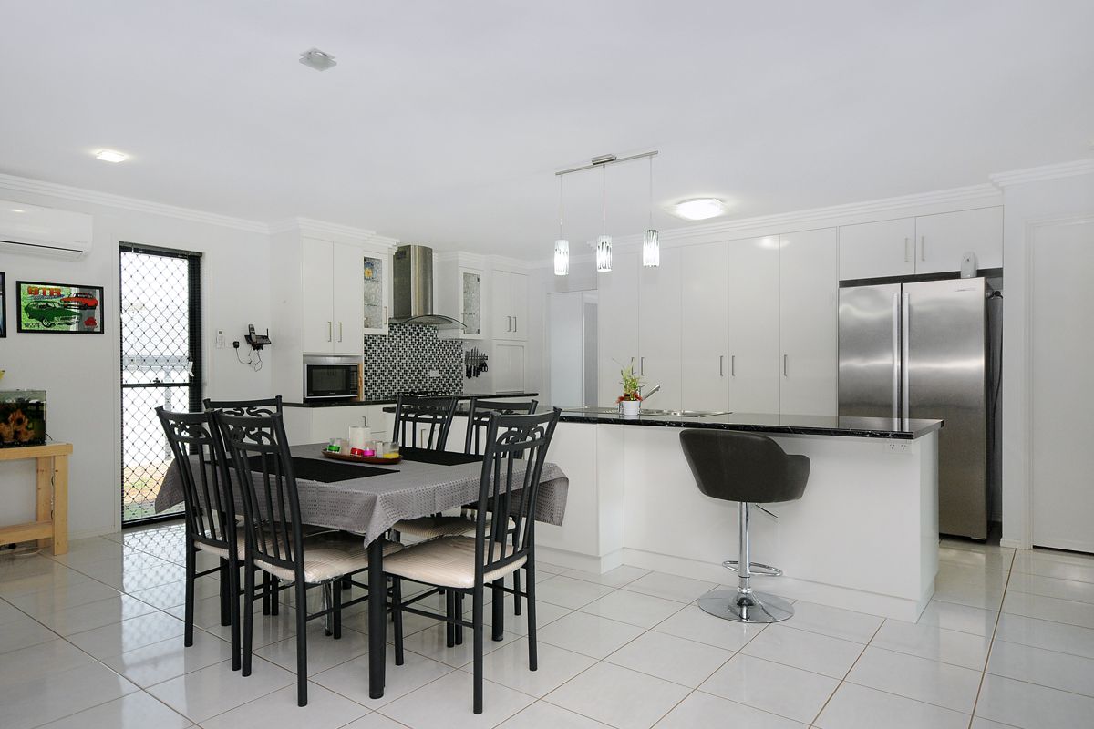 48 Holly Avenue, CAWDOR, QLD 4352