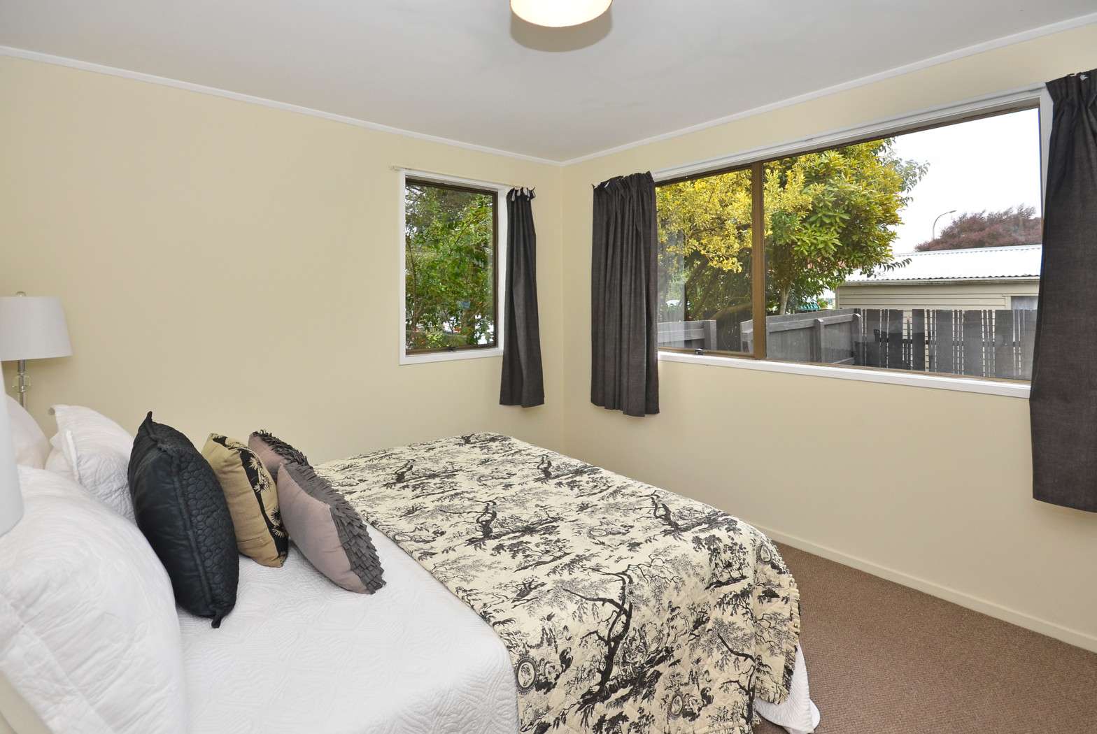 13 Rangataua Place photo 6