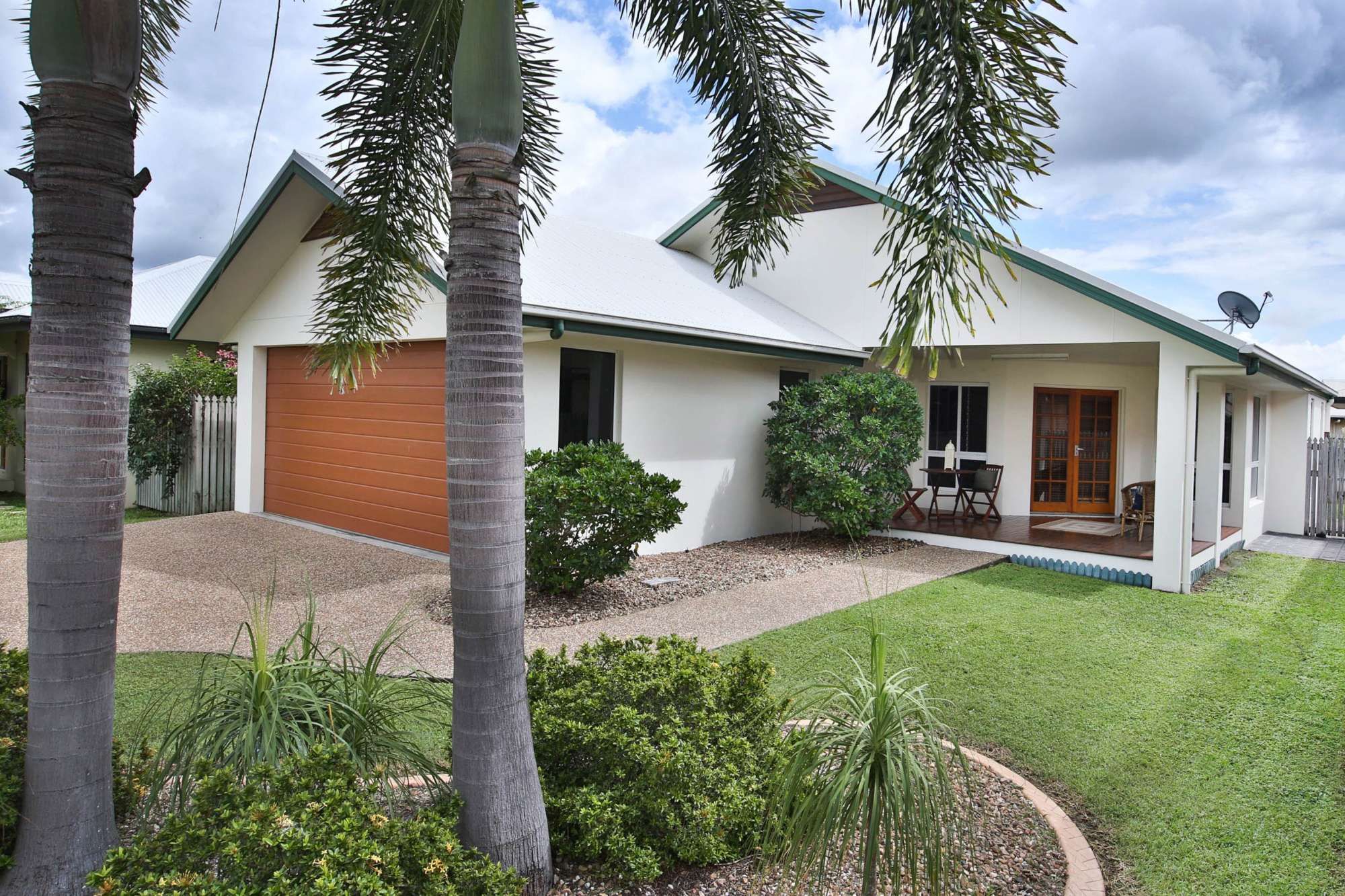 14 Waterpark Place, IDALIA QLD 4811