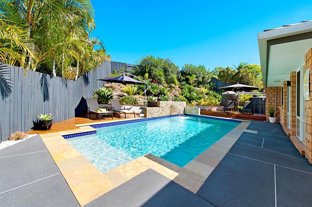 8 Acton Place, UPPER COOMERA QLD 4209