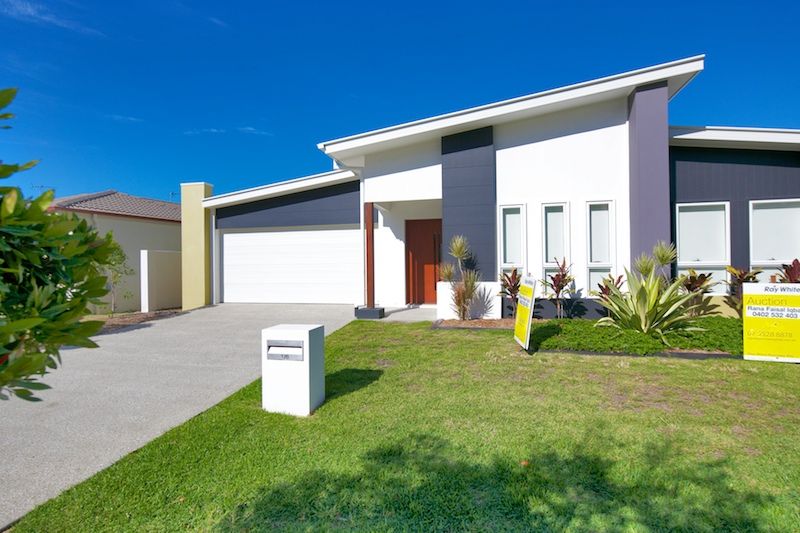 1/6 Compass Drive, BIGGERA WATERS, QLD 4216