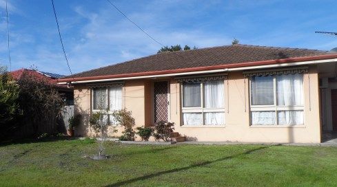 11 Griffith Street, GROVEDALE, VIC 3216