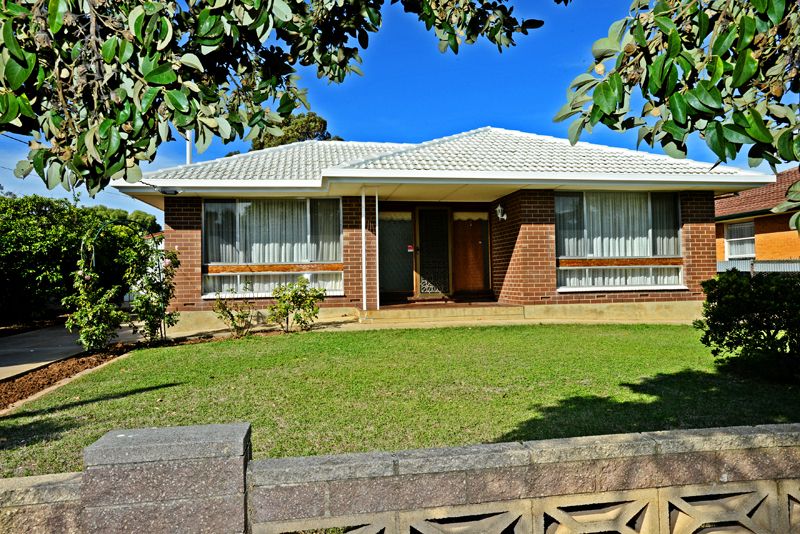 10 Leitch Avenue, PORT NOARLUNGA SA 5167