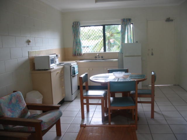 18/63-65 Moore Street, TRINITY BEACH, QLD 4879