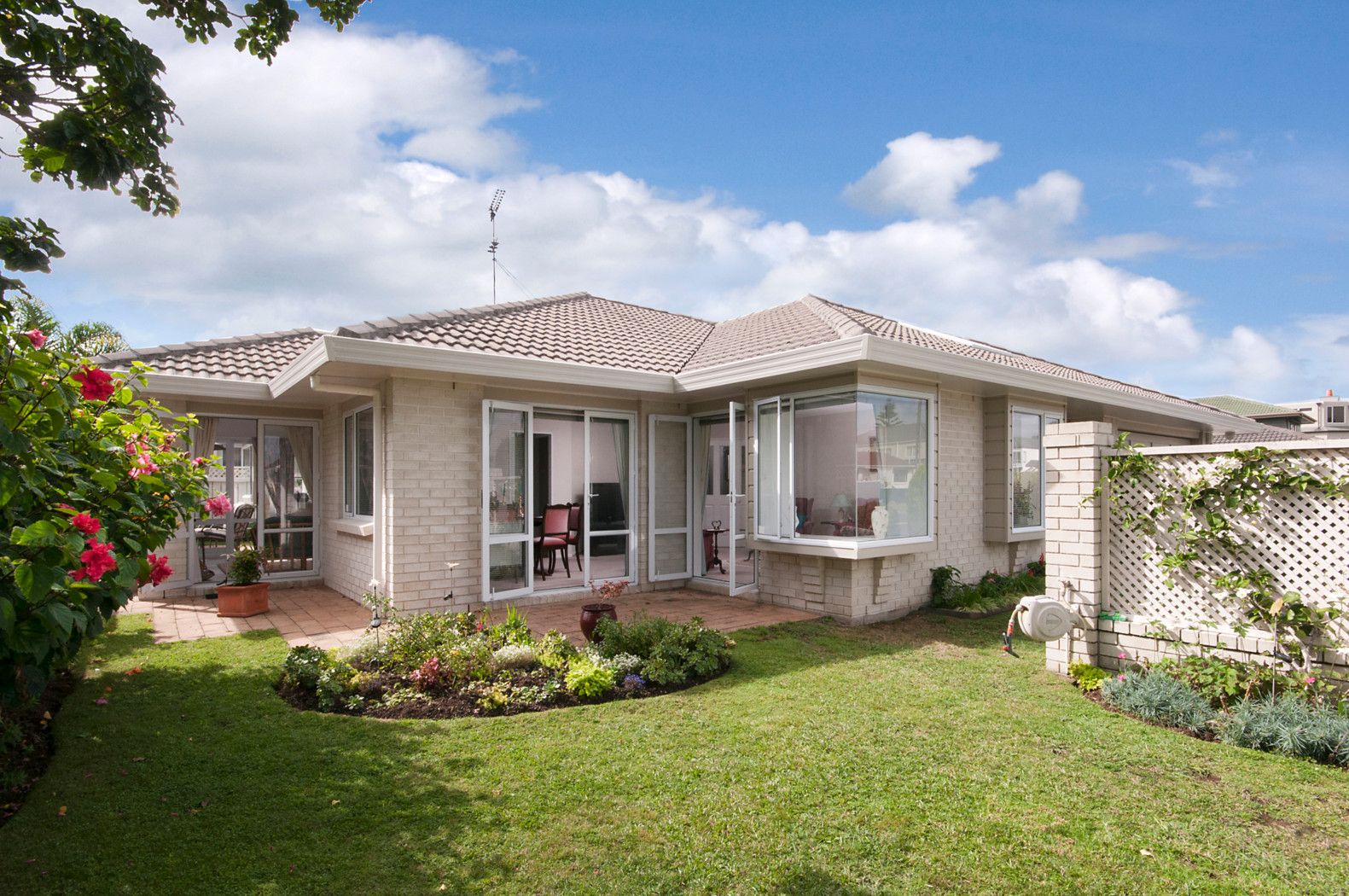 28A Hattaway Avenue, BUCKLANDS BEACH, Manukau City