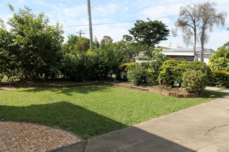 33 Andrew Street, KALLANGUR, QLD 4503