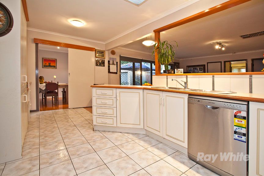 24 Juniper Road, WANTIRNA, VIC 3152