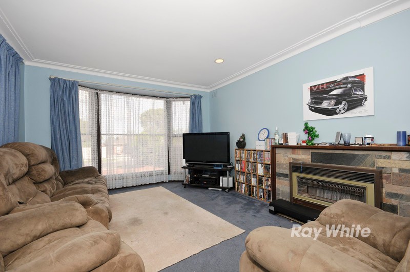 32 Anne Road, KNOXFIELD, VIC 3180