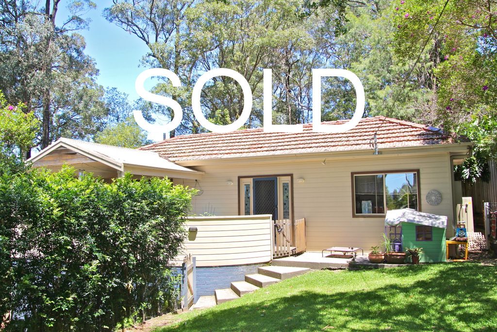 2 Leslie Parade, SARATOGA NSW 2251