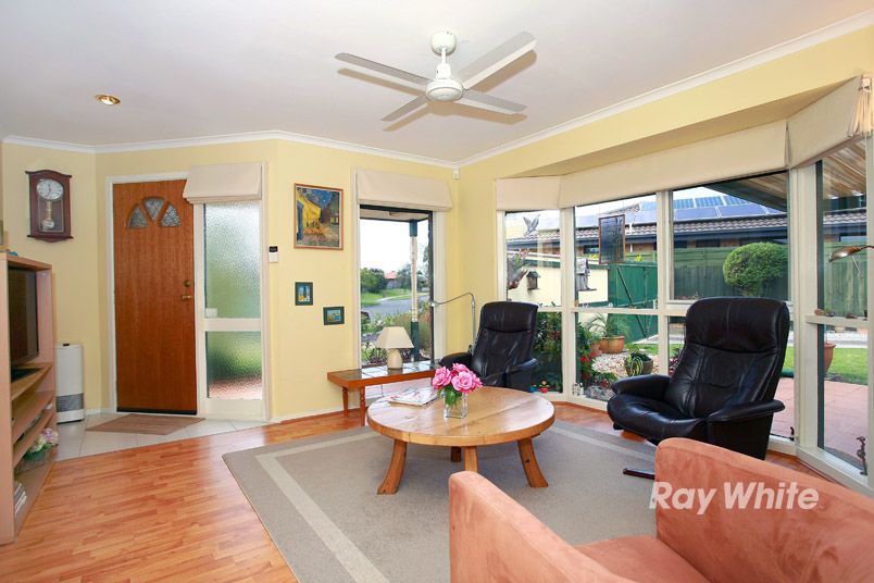 2 Josephine Avenue, CRANBOURNE NORTH, VIC 3977