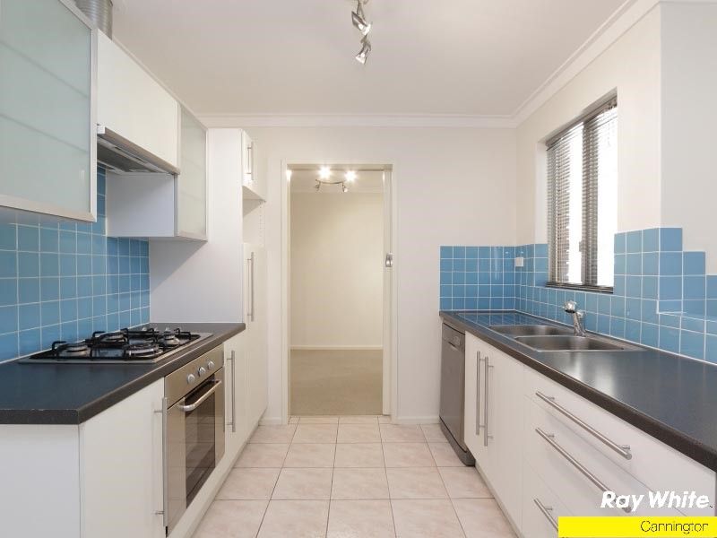 21 Hibiscus Road, MADDINGTON, WA 6109