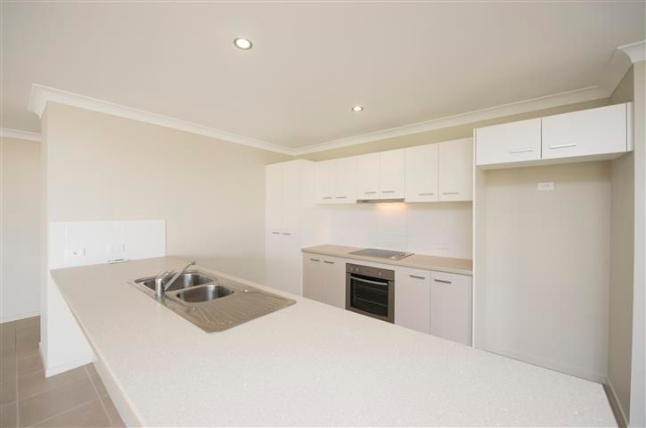 71 Daintree Boulevard, NEW AUCKLAND, QLD 4680