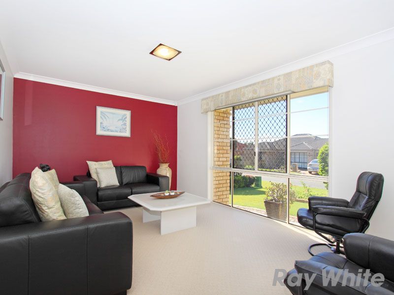 4 Country Club Close, CARSELDINE, QLD 4034