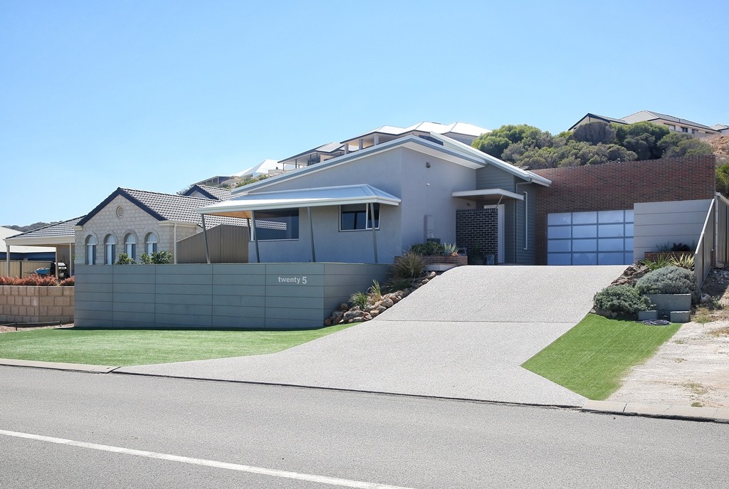 25 Bellimos Drive, WANDINA, WA 6530