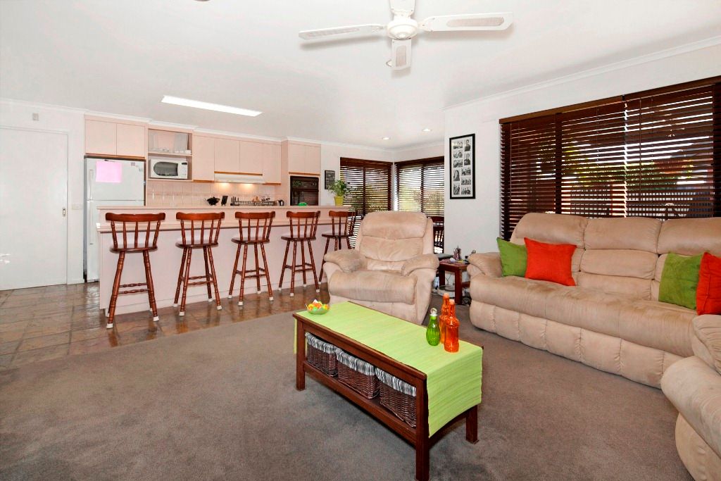9 Shari Drive, DELACOMBE, VIC 3356