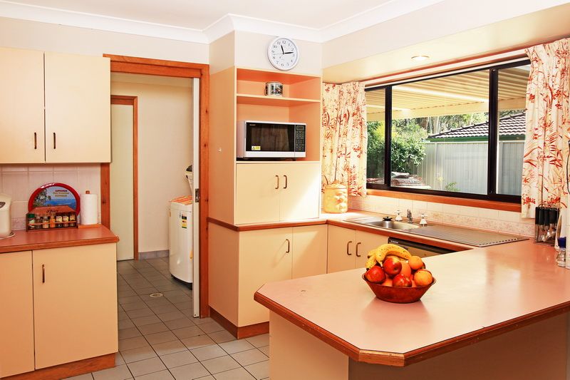17 Westborne Drive, NOWRA, NSW 2541