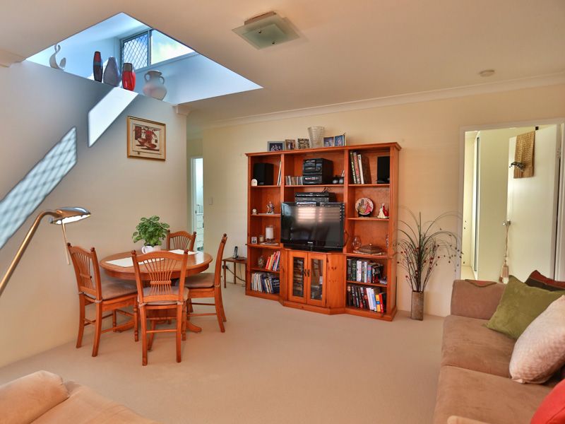 4/61 Nellie Street, NUNDAH, QLD 4012