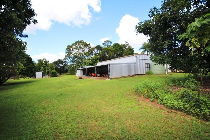 34 Youngs Road, GLASS HOUSE MOUNTAINS, QLD 4518