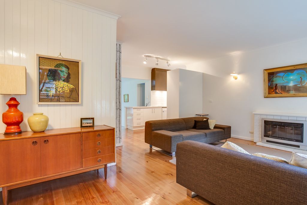 106 Alma Street, TOOTGAROOK, VIC 3941