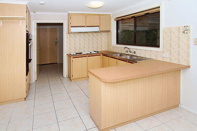 20 Thompson Circuit, MILL PARK, VIC 3082