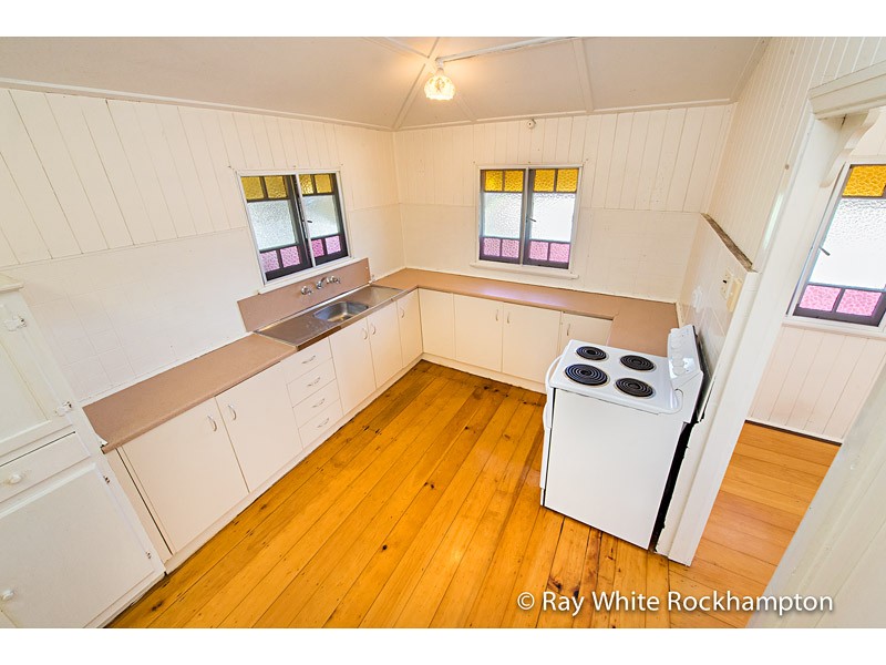 337 East Street, DEPOT HILL, QLD 4700