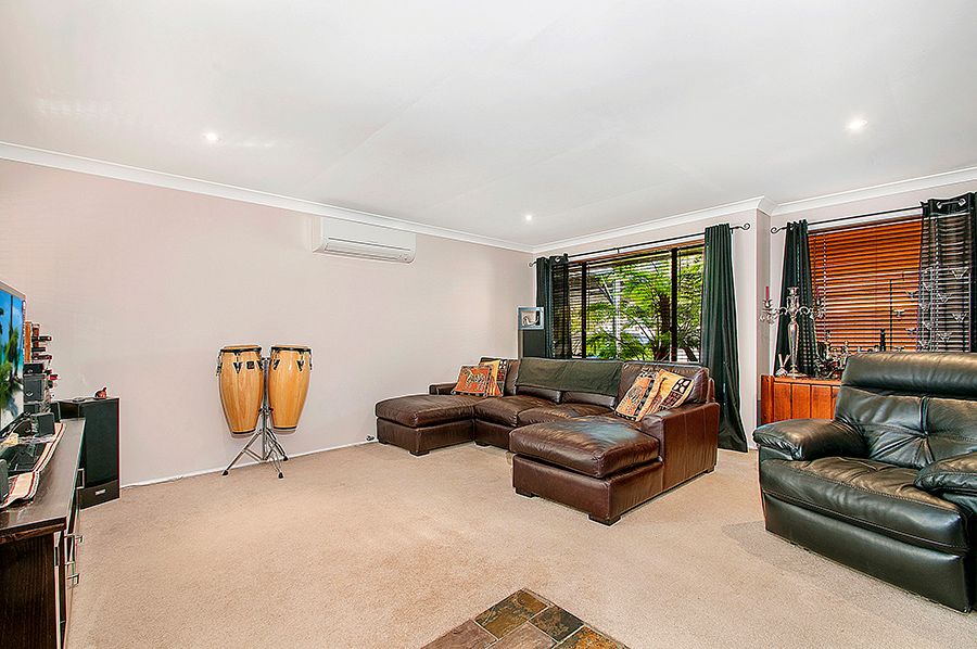 37 The Crescent, HELENSBURGH, NSW 2508