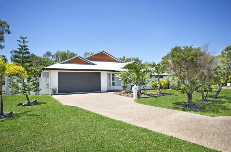 53 Woodwark Drive, BUSHLAND BEACH QLD 4818