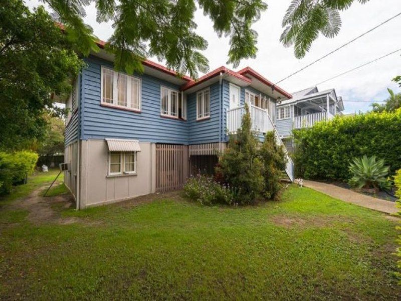 2 Dorames Street, HENDRA, QLD 4011