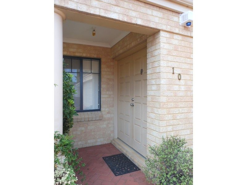 10 Woodloes Street, CANNINGTON, WA 6107