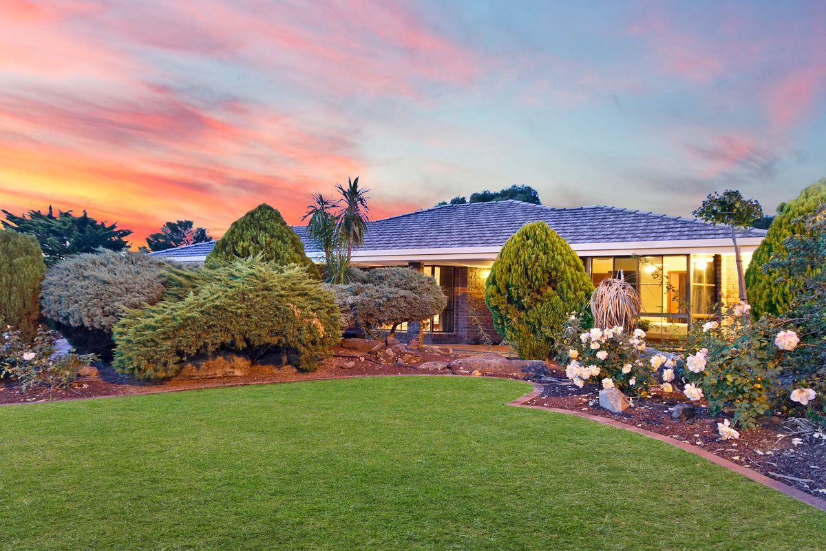 52 Sarnia Farm Road, ST AGNES SA 5097