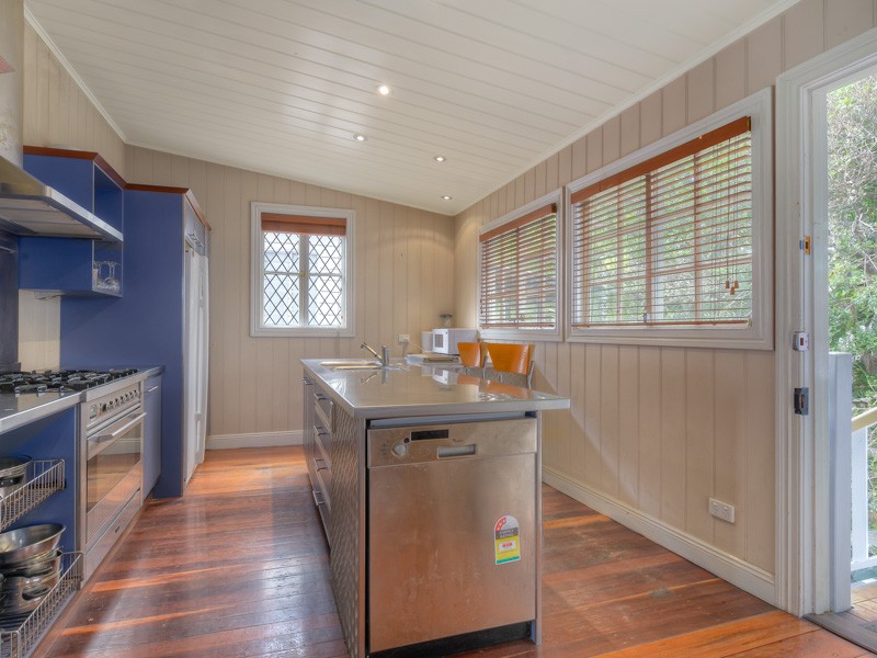 23 Lower Clifton Terrace, RED HILL, QLD 4059