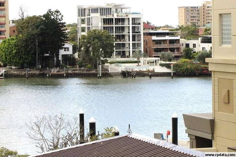 40 Castlebar Street, KANGAROO POINT QLD 4169