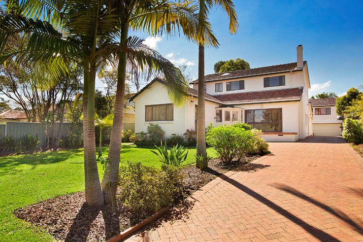 8 Tyrone Avenue, FORESTVILLE NSW 2087