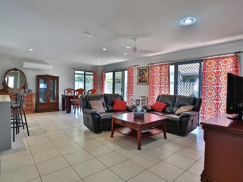 54 Waterlily Circuit, CARSELDINE, QLD 4034