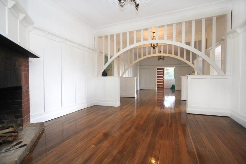 32 Weal Avenue, TARRAGINDI, QLD 4121