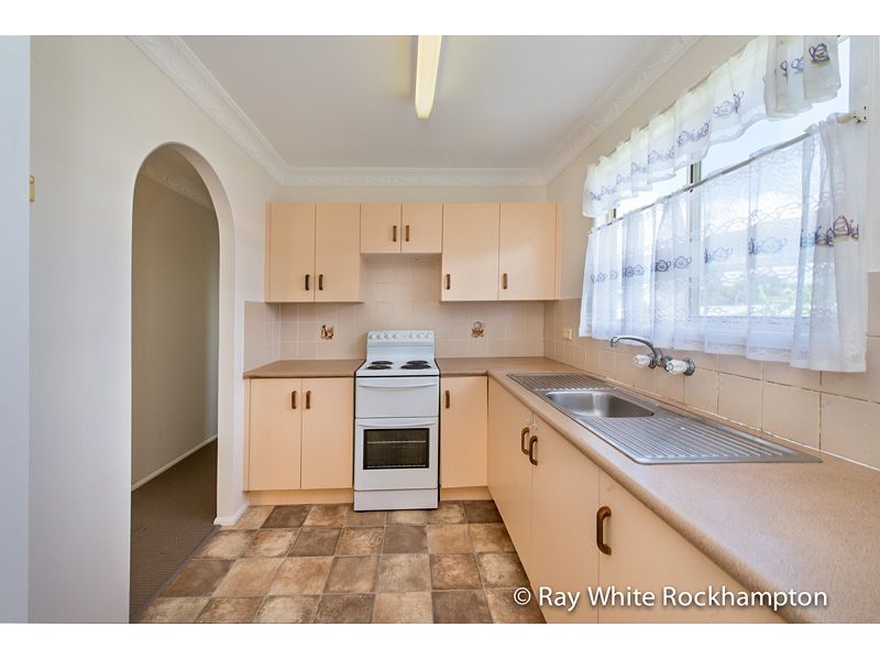11 Webber Avenue, KAWANA, QLD 4701