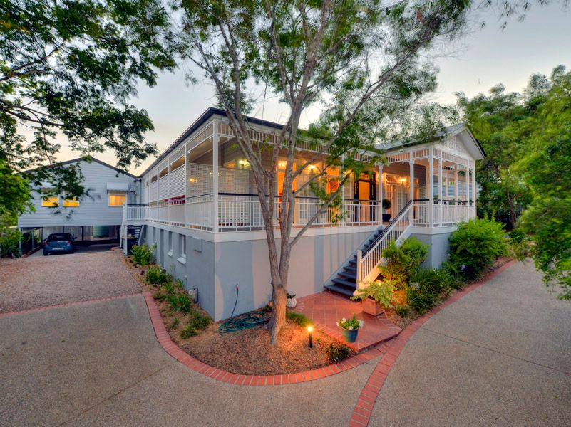 105 Chatsworth Road, COORPAROO, QLD 4151