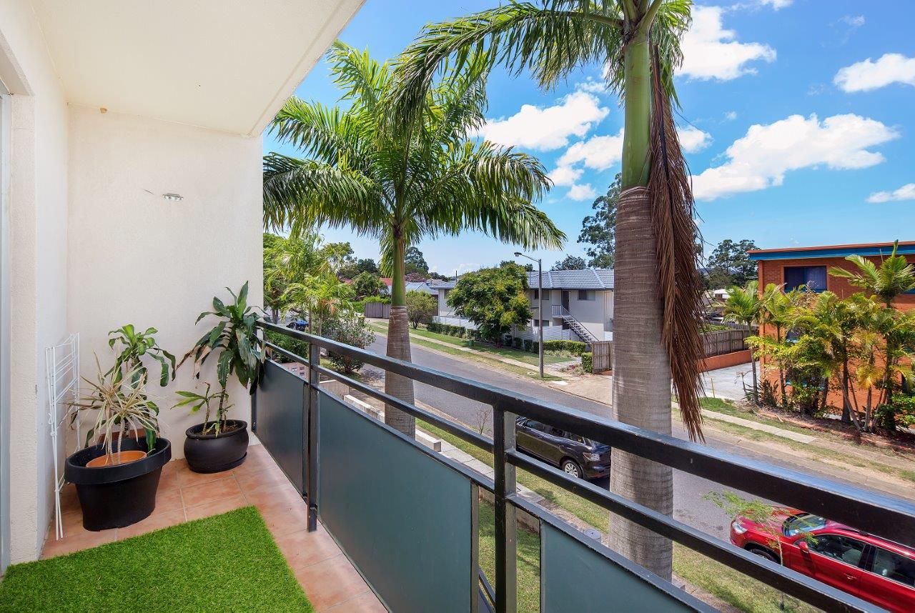 2/2 Honeysuckle Street, MANSFIELD, QLD 4122