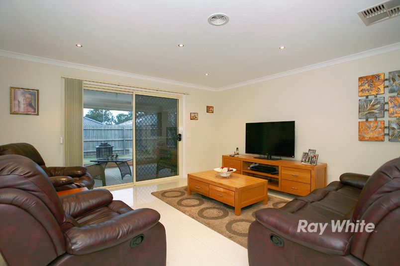 8 Sedgwick Court, LYNBROOK, VIC 3975