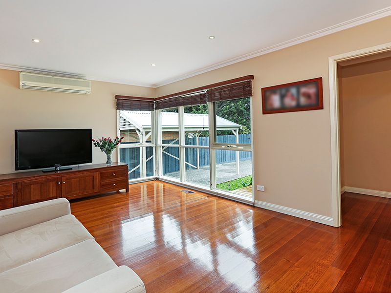 108 Burdoo Drive, GROVEDALE, VIC 3216
