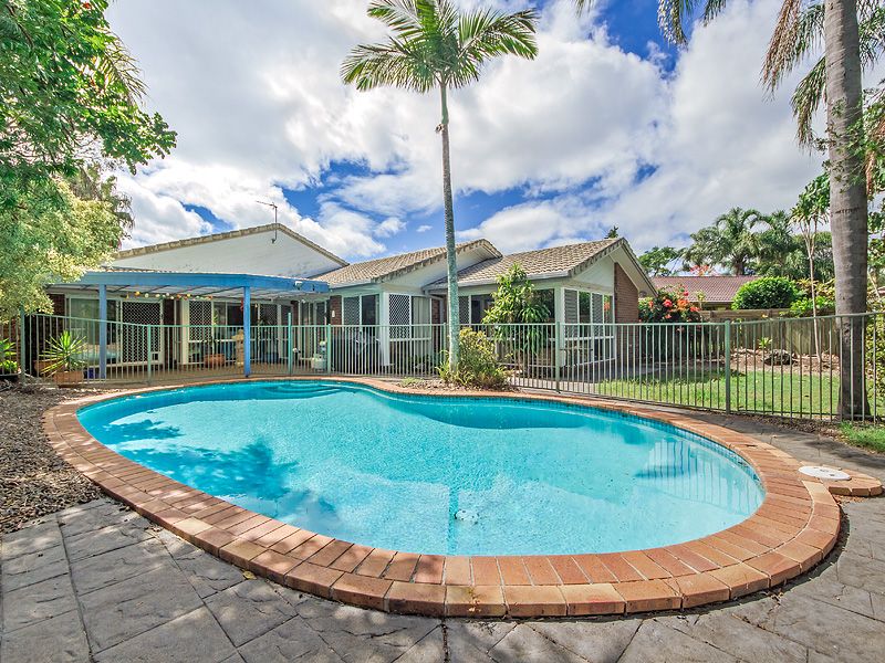 27 Ron Penhaligon Way, ROBINA, QLD 4226