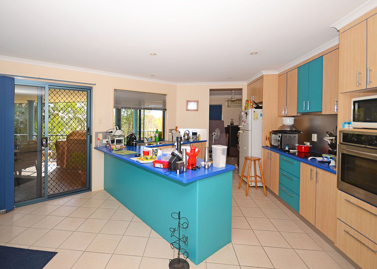 8 Stevens Close, KAWUNGAN, QLD 4655