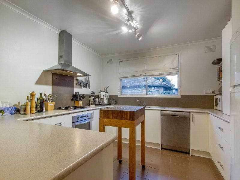 1 Gatum Court, FRANKSTON, VIC 3199