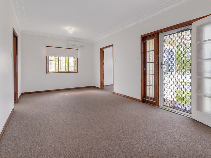8 Percy Street, ZILLMERE, QLD 4034