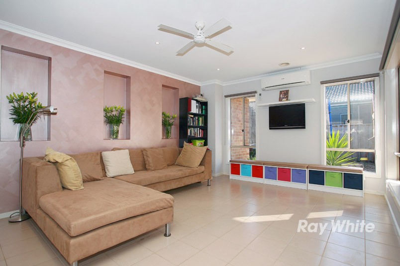 3 Dan Morgan Drive, CRANBOURNE EAST, VIC 3977