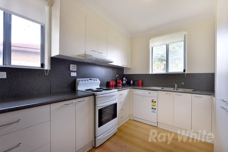 5 Russell Crescent, BORONIA, VIC 3155