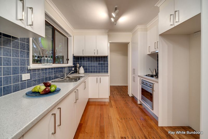 8 Virginia Crescent, BUNDOORA, VIC 3083