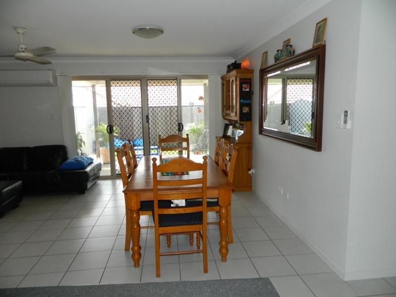 24 Somerwil Crescent, BELLBIRD PARK, QLD 4300